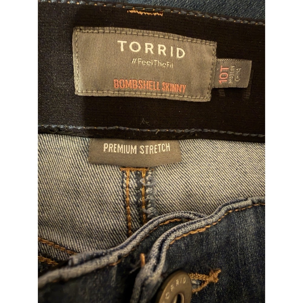 Torrid Bombshell Skinny Jeans Women's Size 10T Premium Stretch Denim TALL - Picture 4 of 6
